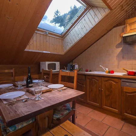 Chalet Chantey Mourry 5 아파트